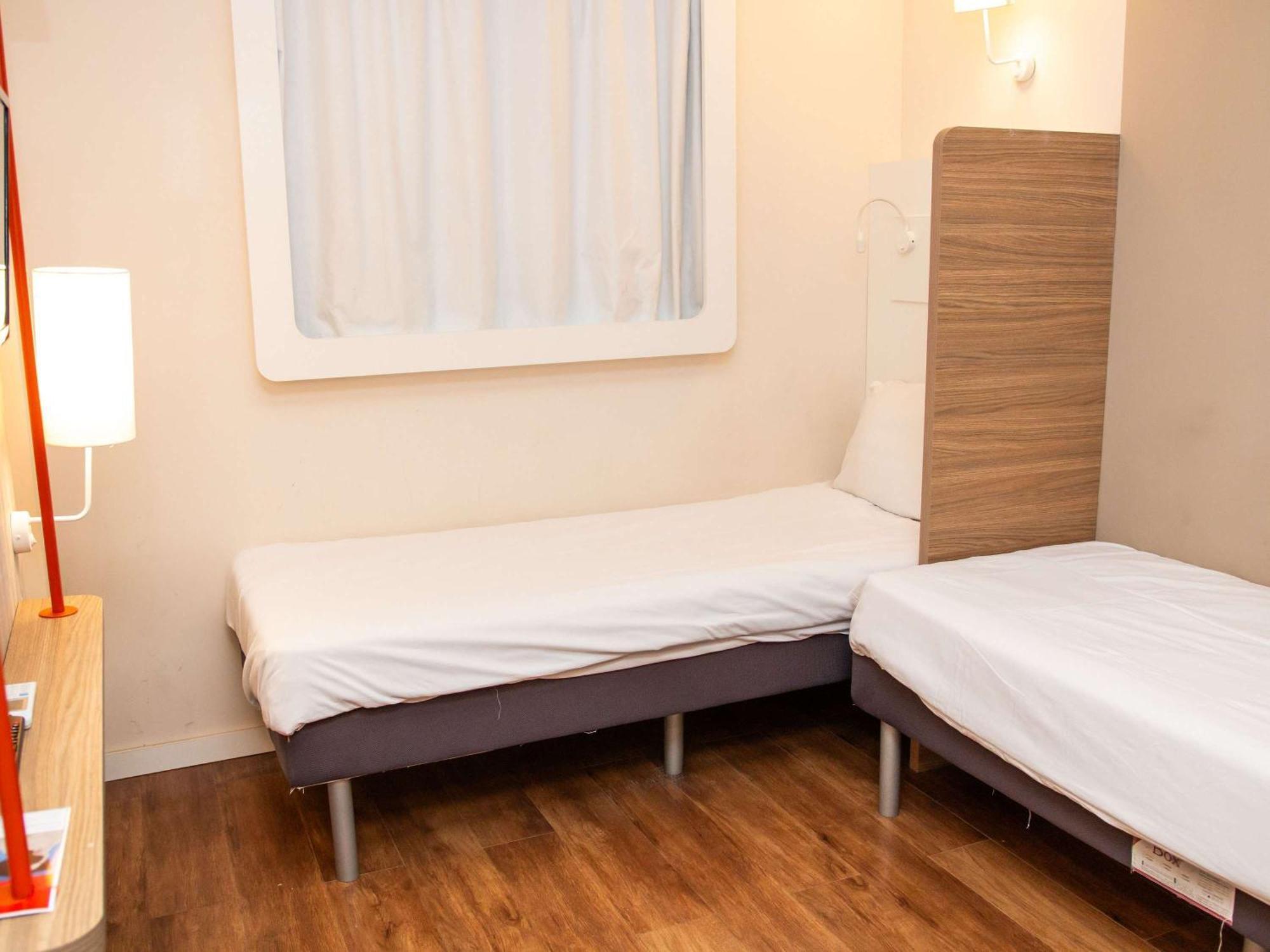 Ibis Budget Itaperuna Luaran gambar