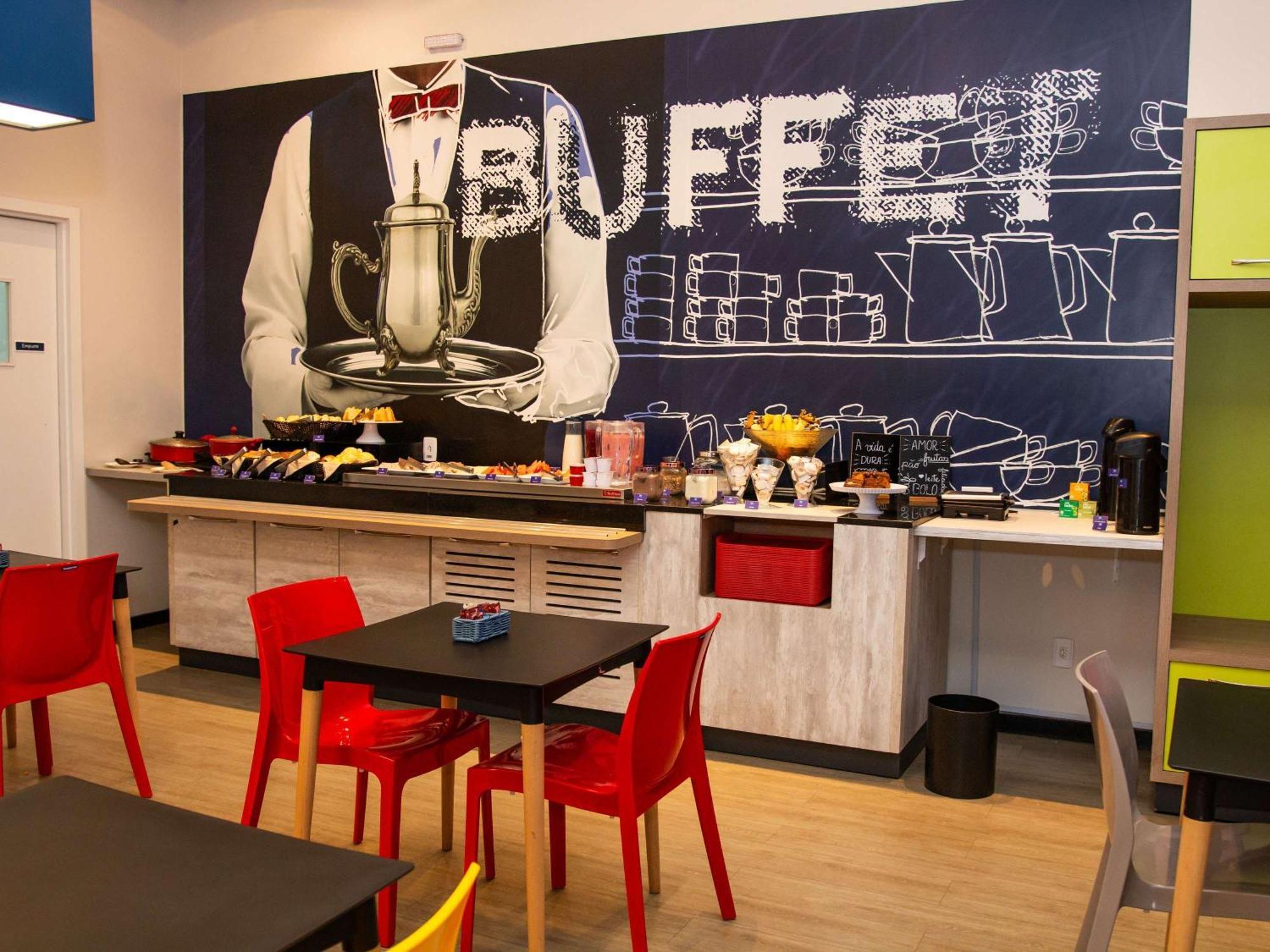 Ibis Budget Itaperuna Luaran gambar