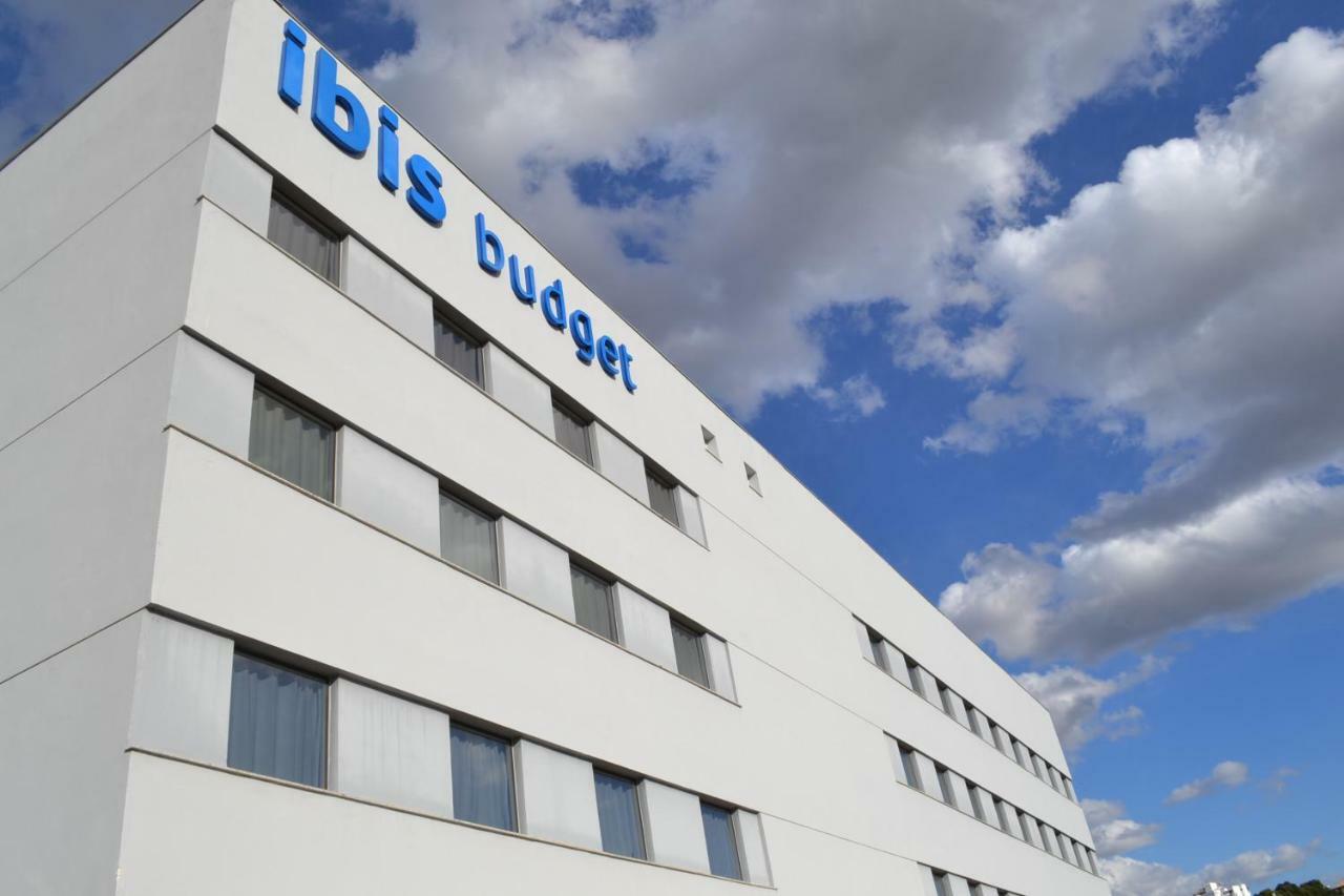 Ibis Budget Itaperuna Luaran gambar